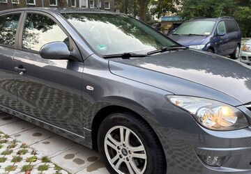 Hyundai i30 229.000 km 2.950 &euro; Duisburg 47137