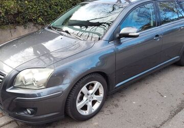 Toyota Avensis 139.658 km 6.450 &euro; Essen 45307