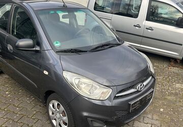 Hyundai i10 12.600 km 5.990 &euro; Bochum 44879