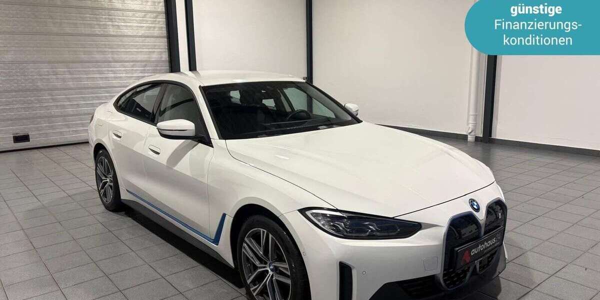 BMW i4 59.757 km 32.390 &euro; Wuppertal - Barmen 42287