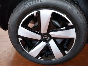 Opel Crossland X EnjoyTech&Komfort Paket Design Räder 11.362 km 18.980 &euro; HAAN 42781