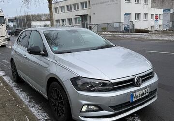 VW Polo 84.221 km 12.800 &euro; Essen 45276