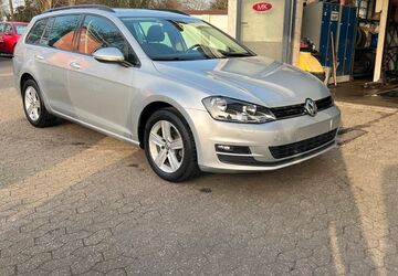 VW Golf 178.000 km 7.980 &euro; Essen 45141