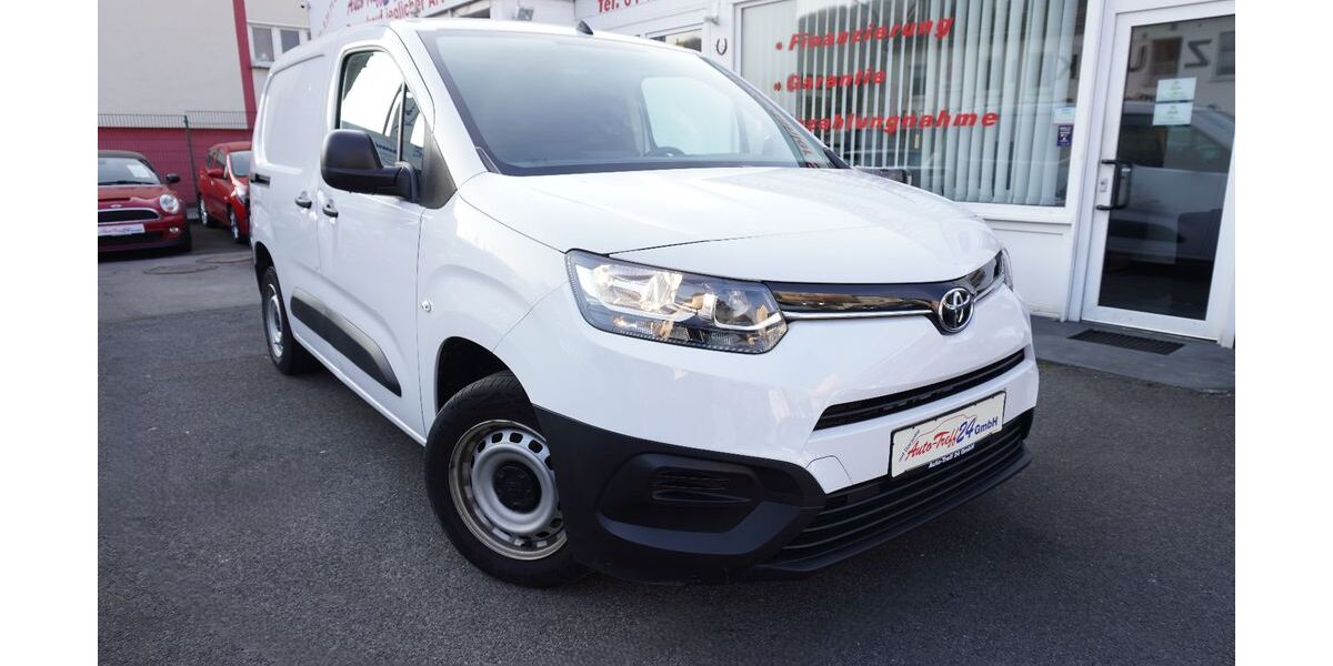 Toyota Proace (Verso) 65.180 km 13.990 &euro; Wuppertal 42109