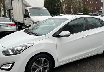 Hyundai i30 138.188 km 7.900 &euro; Oberhausen 46045