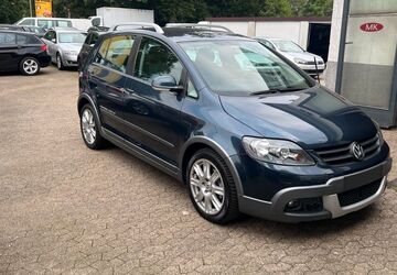 VW Golf 105.000 km 5.480 &euro; Essen 45141