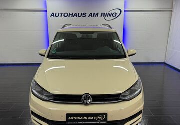 VW Touran 268.814 km 9.999 &euro; Ratingen bei Düsseldorf 40878