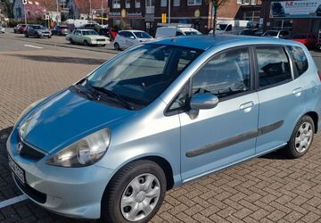 Honda Jazz 174.000 km 2.199 &euro; Dinslaken 46537