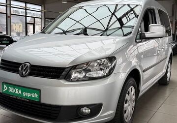 VW Caddy 121.735 km 11.890 &euro; Bottrop 46236