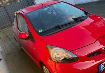 Toyota Aygo (X) 208.000 km 2.150 &euro; Oer-Erkenschwick 45739