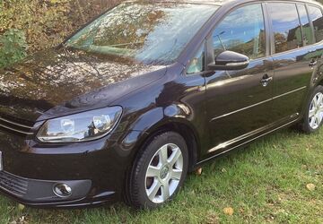 VW Touran 177.300 km 6.700 &euro; Oberhausen 46049