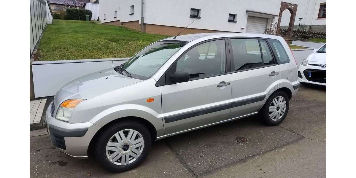 Ford Fusion 150.000 km 4.400 &euro; Witten 58456