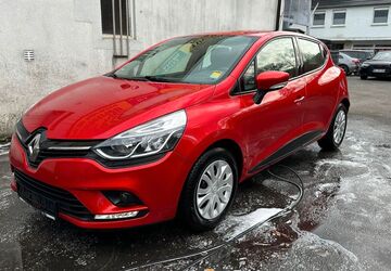Renault Clio 133.000 km 6.299 &euro; Marl 45770