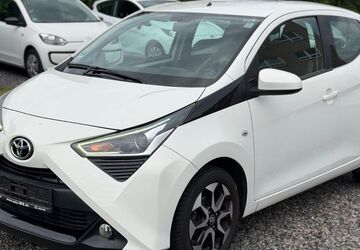 Toyota Aygo (X) 90.000 km 7.350 &euro; Essen 45307