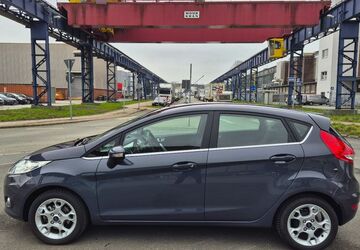Ford Fiesta 19.300 km 6.890 &euro; Mülheim 45476