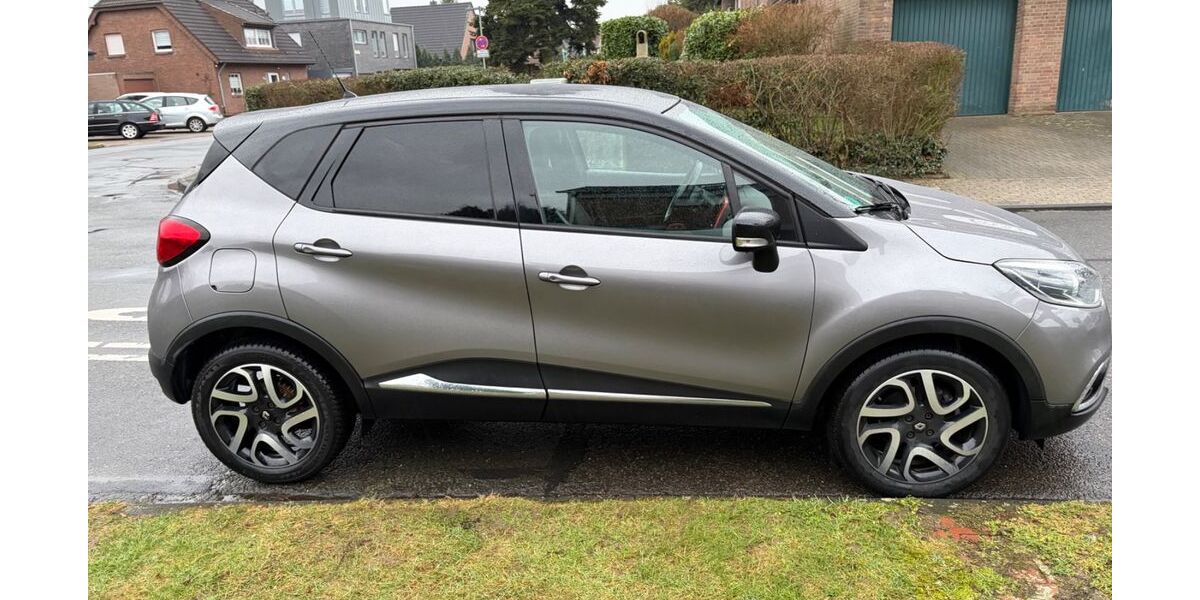 Renault Captur 137.000 km 9.600 &euro; Voerde 46562