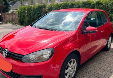VW Golf 127.000 km 4.100 &euro; Essen 45359