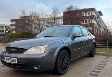Ford Mondeo 184.000 km 2.500 &euro; Essen 45143