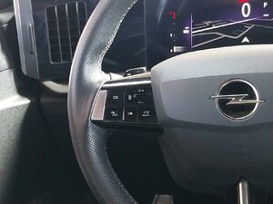 Opel Astra Ultimate Matrix Pano SHZ LHZ ACC Memory 36.274 km 23.940 &euro; HAAN 42781