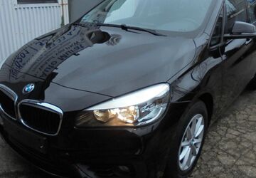 BMW 216 113.000 km 11.950 &euro; Essen 45329