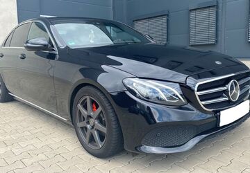 Mercedes-Benz E 220 95.000 km 22.200 &euro; Essen 45309