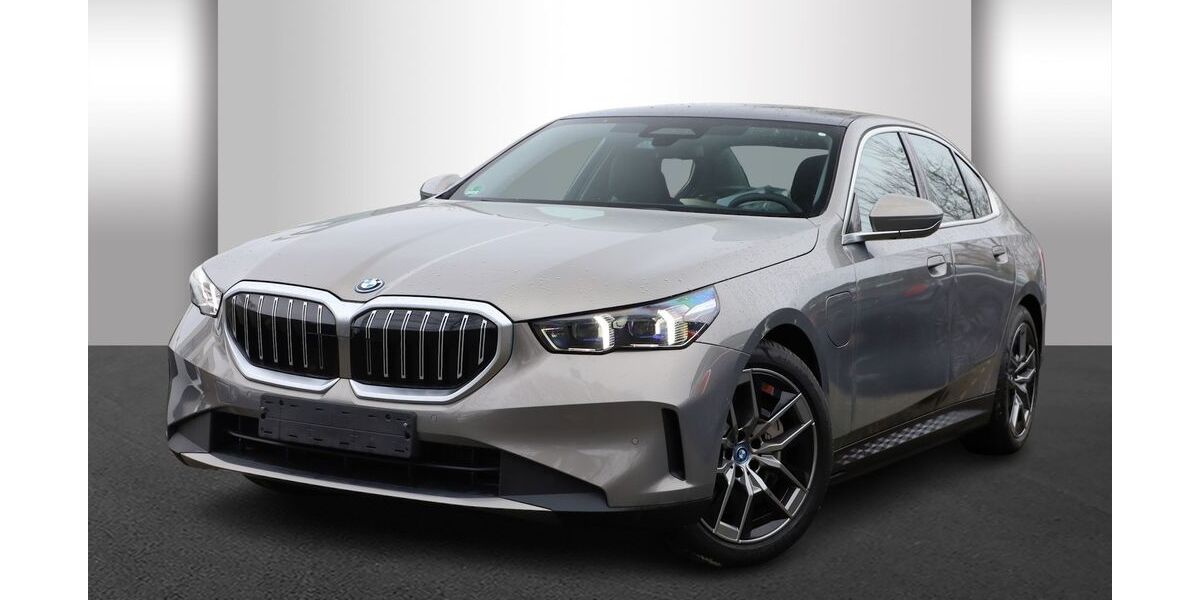 BMW 550 22.053 km 69.440 &euro; Marl 45770