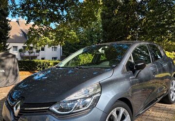 Renault Clio 49.900 km 8.499 &euro; Essen 45136