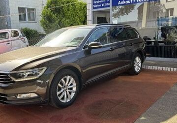 VW Passat Variant 122.351 km 17.990 &euro; Essen 45141