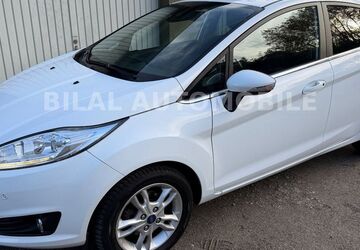 Ford Fiesta 128.279 km 6.490 &euro; Gelsenkirchen 45889
