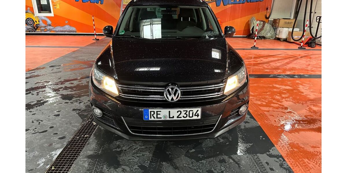VW Tiguan 174.200 km 6.999 &euro; Recklinghausen 45665