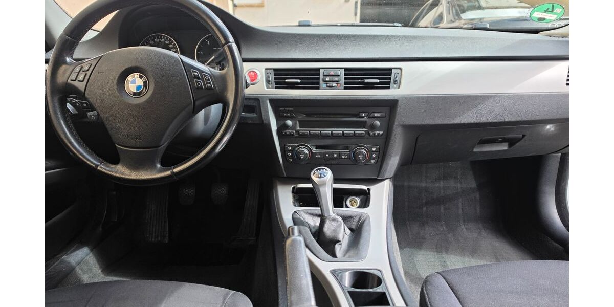 BMW 318 270.196 km 3.950 &euro; Gelsenkirchen 45879