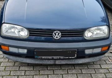 VW Golf 217.425 km 2.700 &euro; Essen 45327