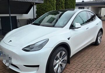 Tesla Model Y 32.000 km 33.000 &euro; Essen 45329