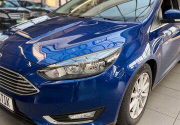 Ford Focus 128.471 km 10.890 &euro; Bottrop 46236