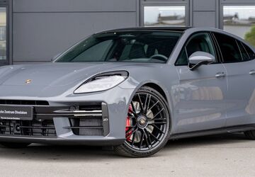 Porsche Panamera 6.000 km 169.900 &euro; Dinslaken 46535