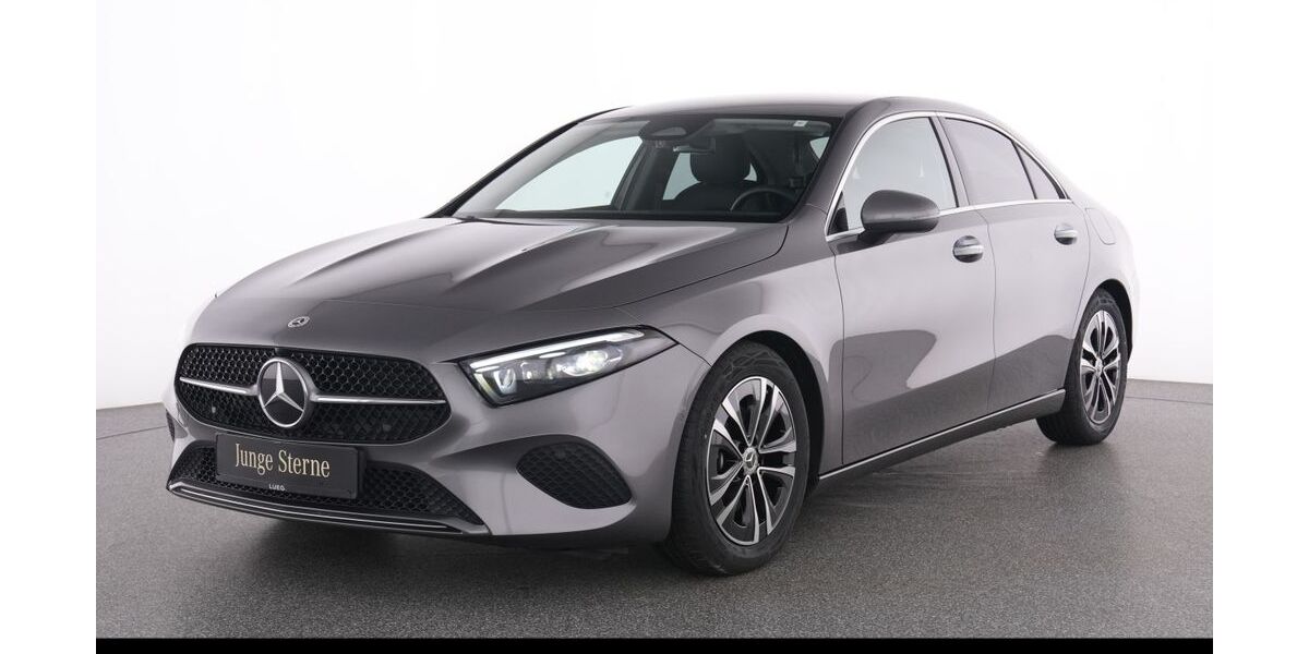 Mercedes-Benz A 180 3.294 km 31.875 &euro; Essen 45309