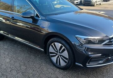 VW Passat Variant 10.500 km 29.950 &euro; Ratingen 40882