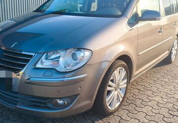 VW Touran 149.000 km 6.999 &euro; Essen 45279