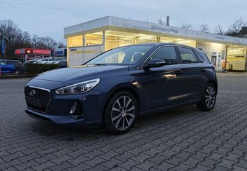 Hyundai i30 141.000 km 9.090 &euro; Hattingen 45527