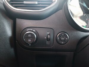 Opel Crossland X Ultimate HEADUP SHZ LHZ Klimaaut. KAM 85.190 km 11.480 &euro; HAAN 42781