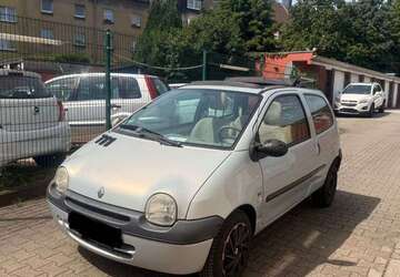 Renault Twingo 165.000 km 2.500 &euro; Essen 45143