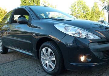 Peugeot 206 167.153 km 2.399 &euro; Oberhausen 46047