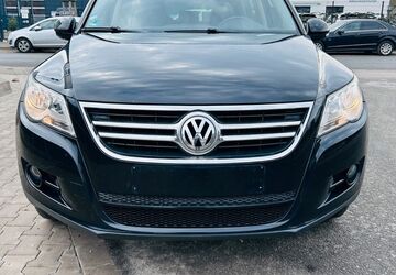 VW Tiguan 180.000 km 6.700 &euro; Gelsenkirchen 45884