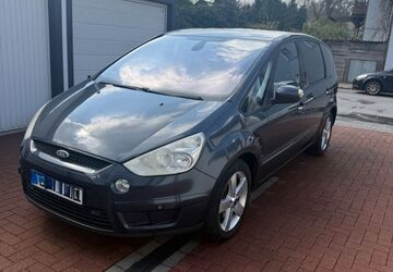 Ford S-Max 205.500 km 3.950 &euro; Herne 44653
