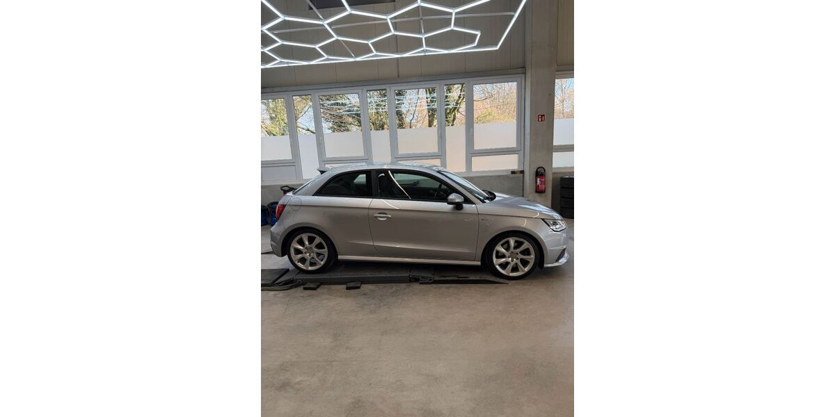 Audi A1 81.000 km 17.500 &euro; Wuppertal 42109