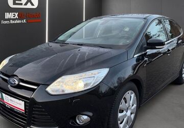 Ford Focus 121.000 km 5.900 &euro; Marl 45772