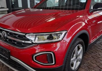 VW T-Roc 18.271 km 26.350 &euro; Gelsenkirchen 45888