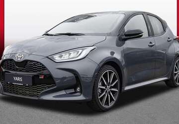 Toyota Yaris 2.002 km 31.888 &euro; Oberhausen 46149