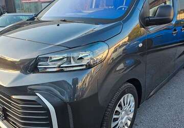 Toyota Proace 5.660 km 34.999 &euro; Gelsenkirchen 45884