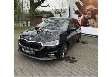 Skoda Fabia 38.162 km 15.490 &euro; Oberhausen 46147